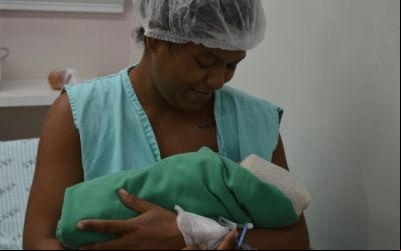 Dia das Mães foi especial para Katielly, que ganhou o pequeno Mikael